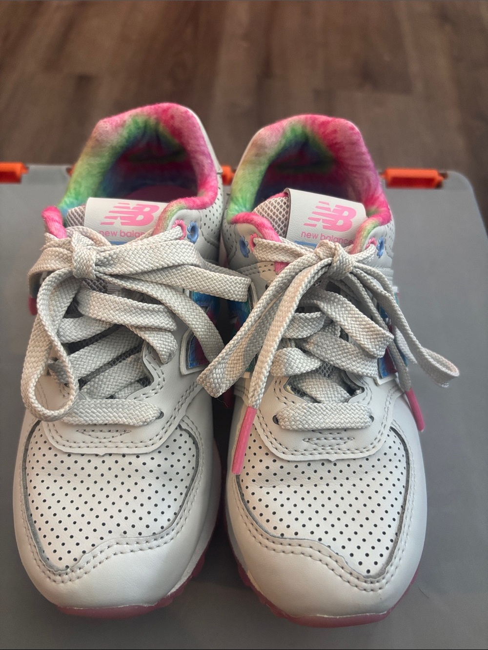 New Balance 574
Kids Sz 11C Grey Sneakers with Pink & Multicolor Tie-Dye Linin